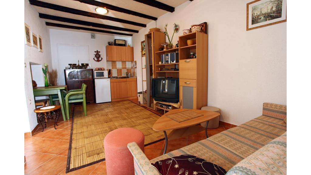 Lovely Apartment Es Umag Kamer foto