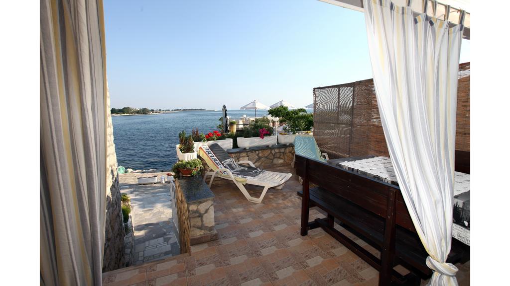 Lovely Apartment Es Umag Kamer foto