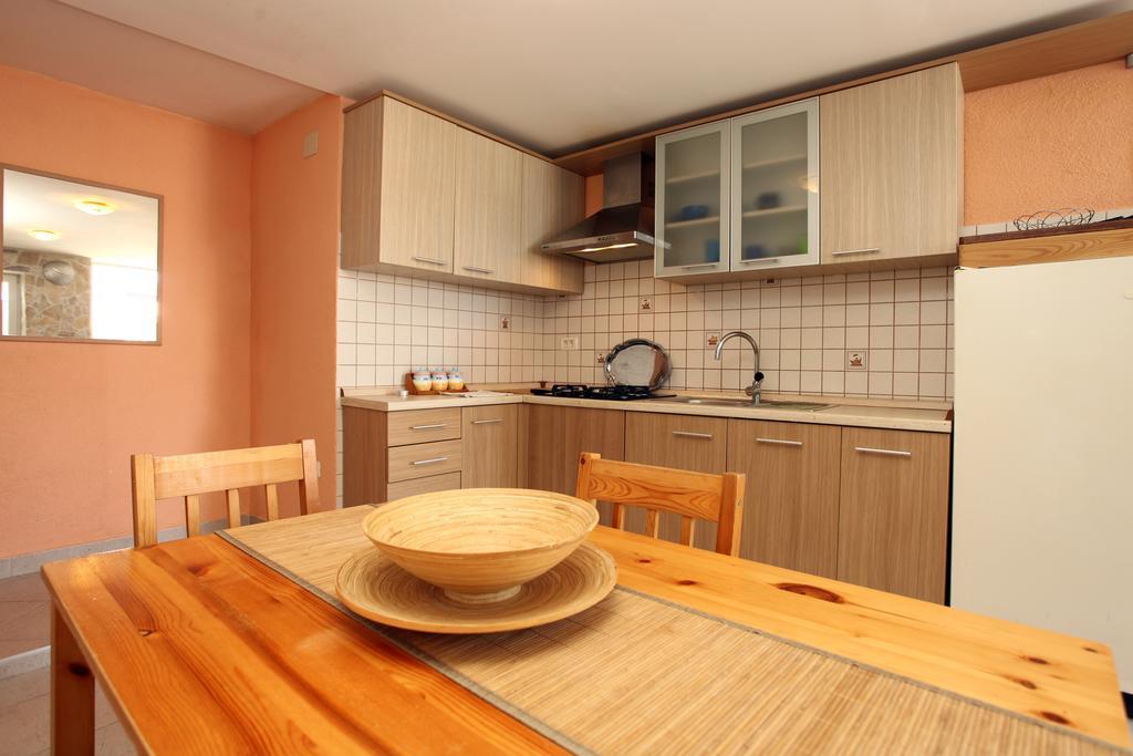 Lovely Apartment Es Umag Buitenkant foto